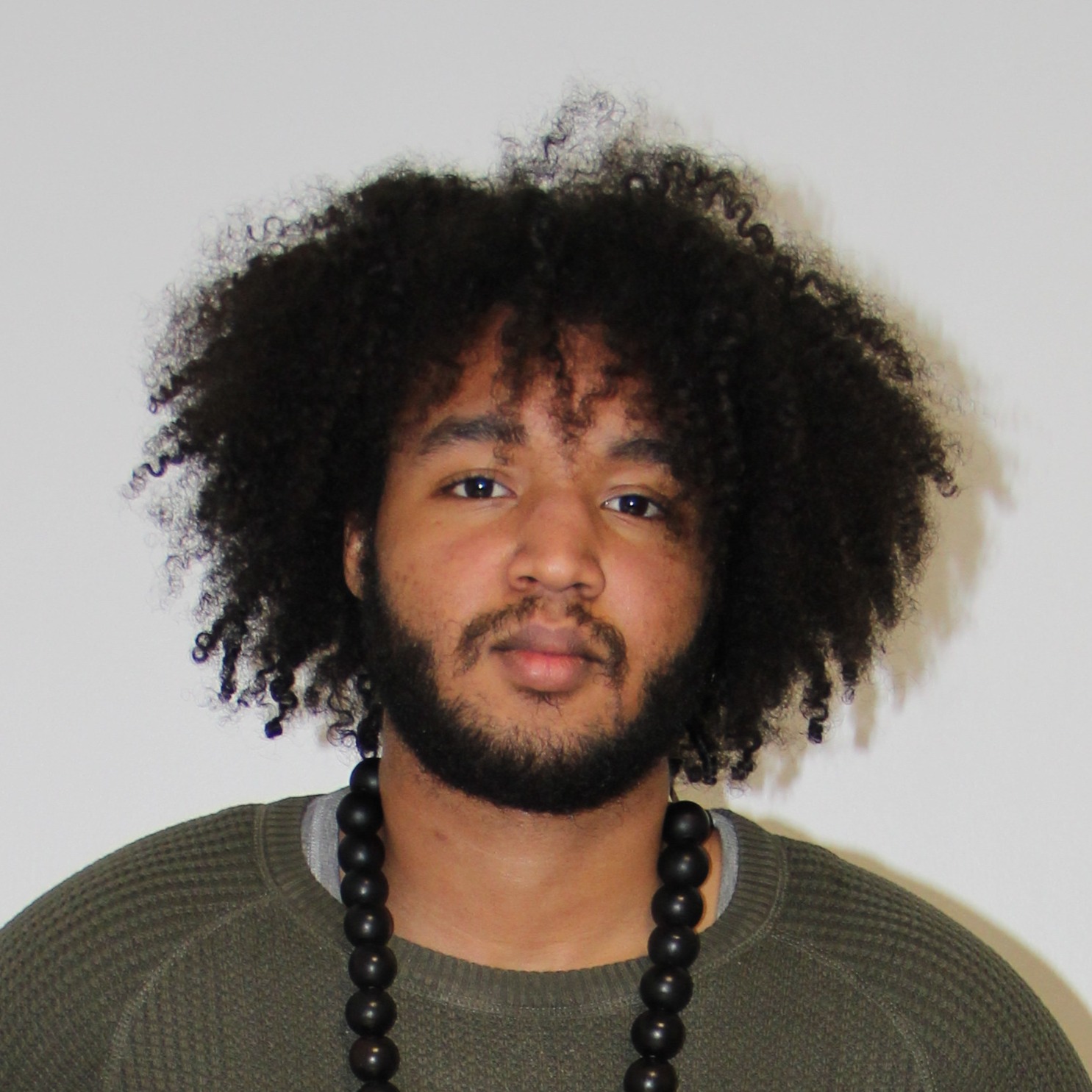 Portrait de Matthias Dureuil, colistier de la liste En avant Rosny pour les municipales 2026 à Rosny-sous-Bois