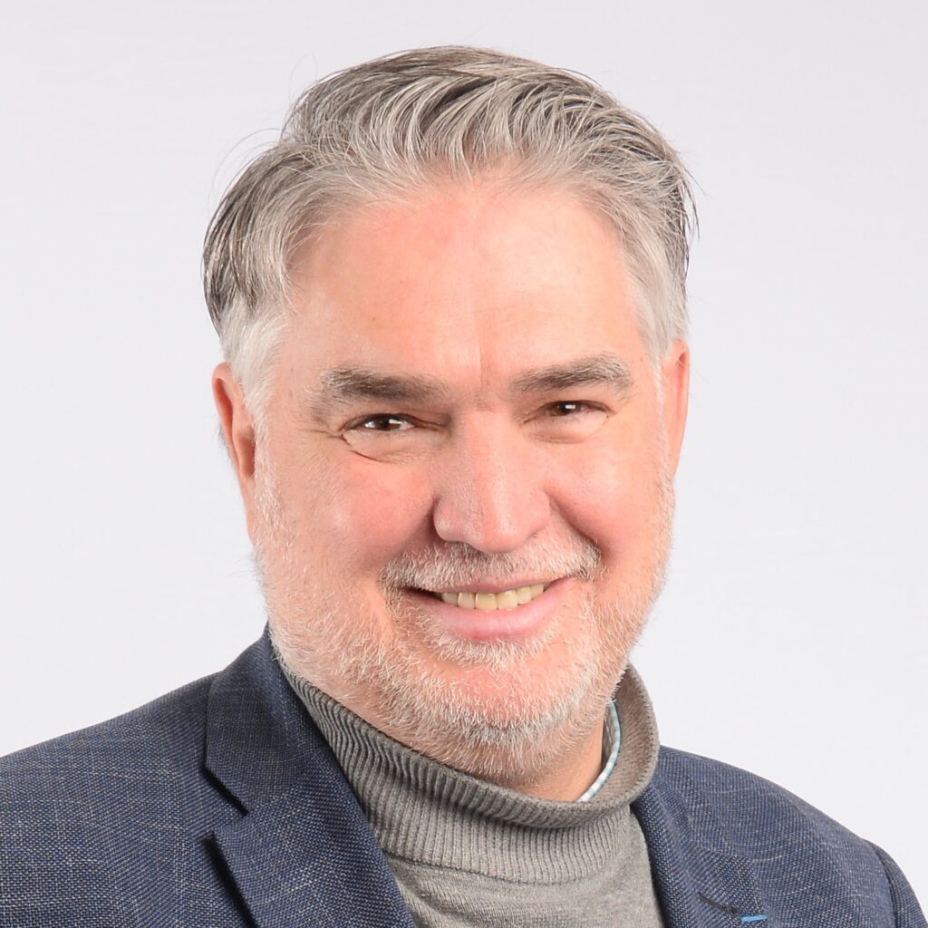 Portrait de Pierre-Olivier Carel, candidat de la liste En avant Rosny pour les municipales 2026 à Rosny-sous-Bois