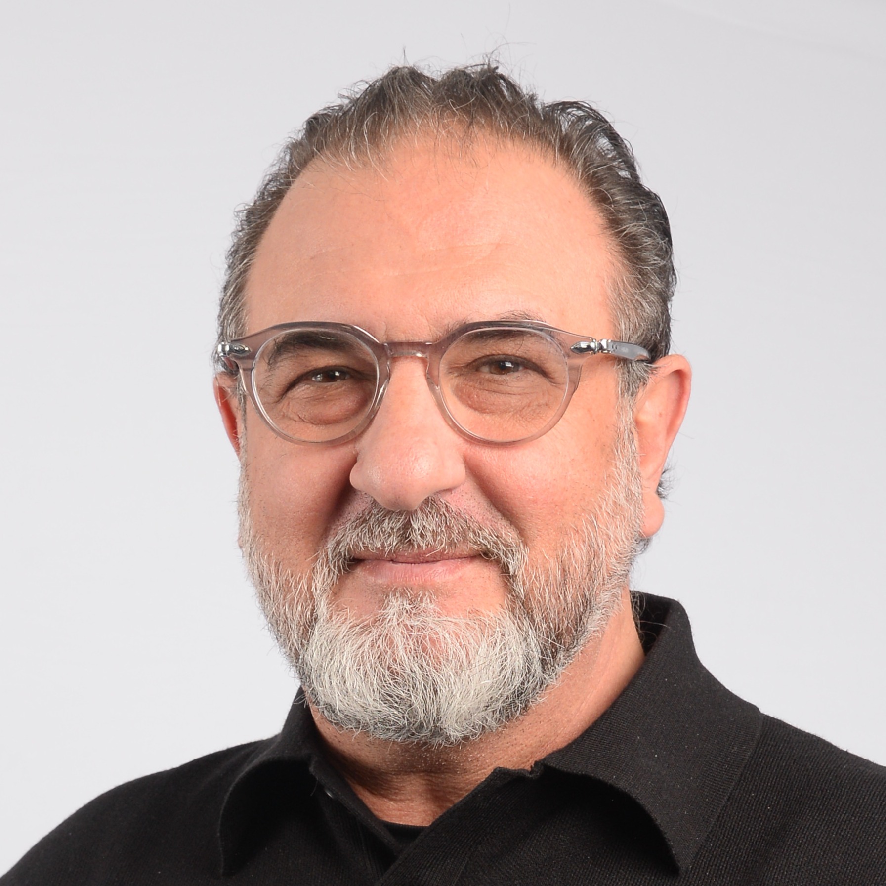 Portrait de Victorio Riccardi, colistier En avant Rosny municipales 2026 à Rosny-sous-Bois